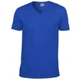 thumbnail image 1 of Gildan T-Shirt à Manches Courtes à Col en V Style Doux pour Hommes, 1 of 5