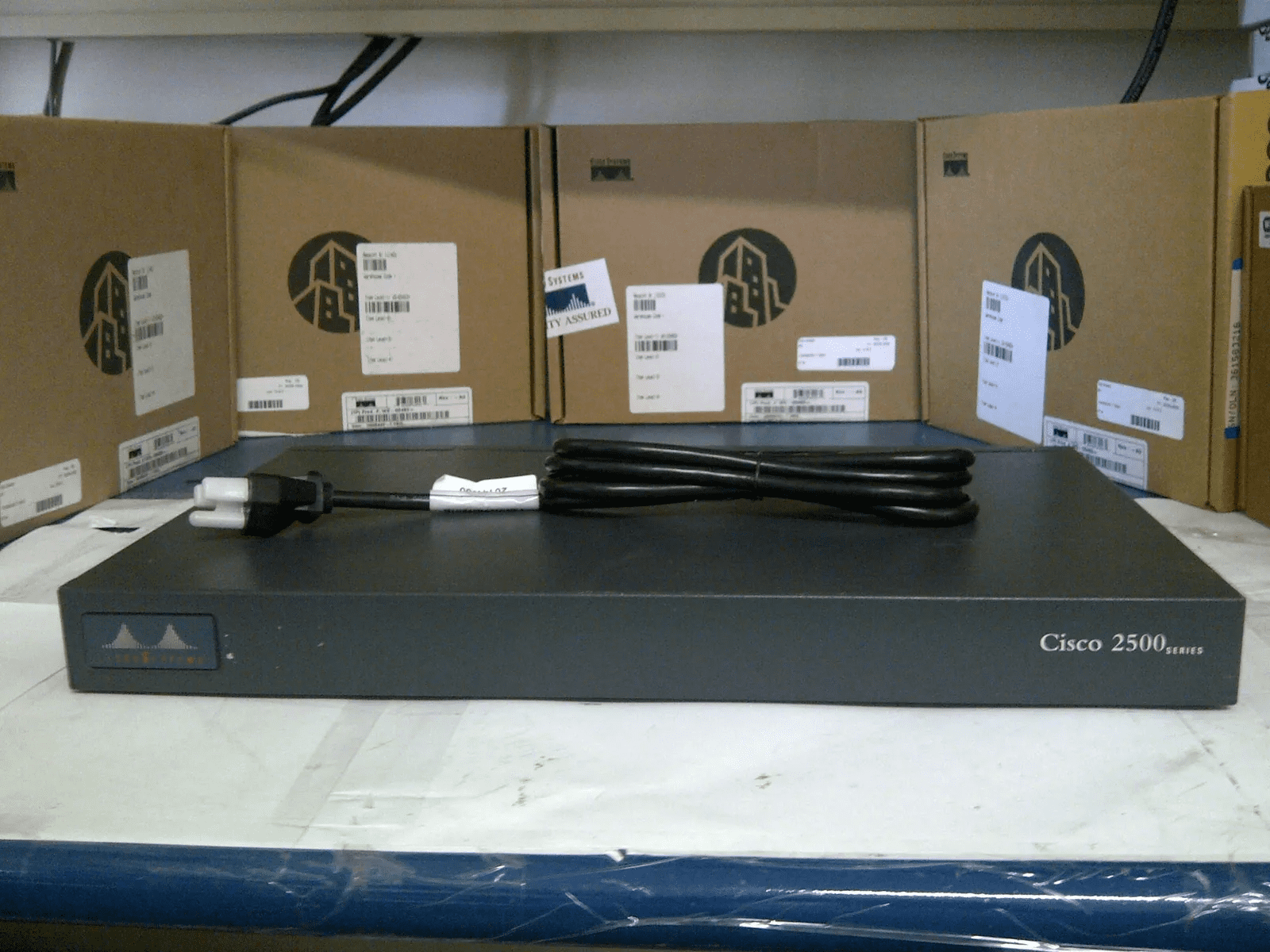 USED Cisco 2600 XM Series 2610XM Cisco2610XM Ethernet 4E Router.