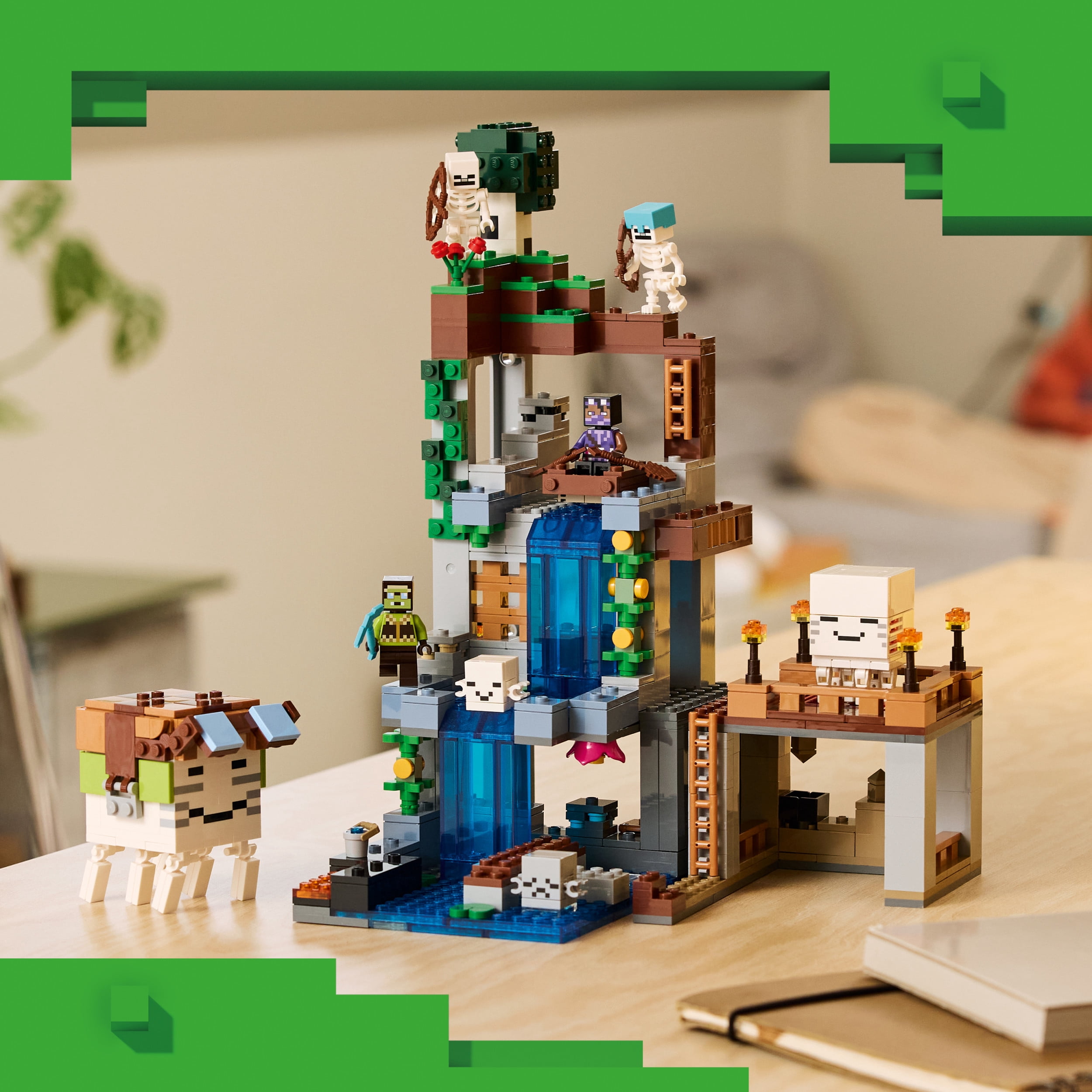 LEGO Minecraft La station des Ghasts, Jeu de rôle inspiré du jeu vidéo 21597