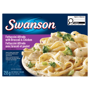 Swanson Fettuccini Alfredo with Broccoli & Chicken Frozen Dinner, Pasta & white meat Chicken in a Creamy Alfredo Sauce with Broccoli, Fettuccini Alfredo with Broccoli & Chicken Frozen Meal, 255g