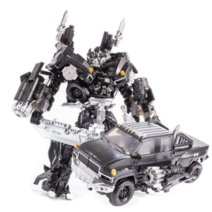 Transformer Toys Ironhide Weapon Film spécialisé Series - Figure d'action de catégorie Deluxe - Trailbreaker Figure 6.7inchs Déformé modèle de voiture Robot Jouets