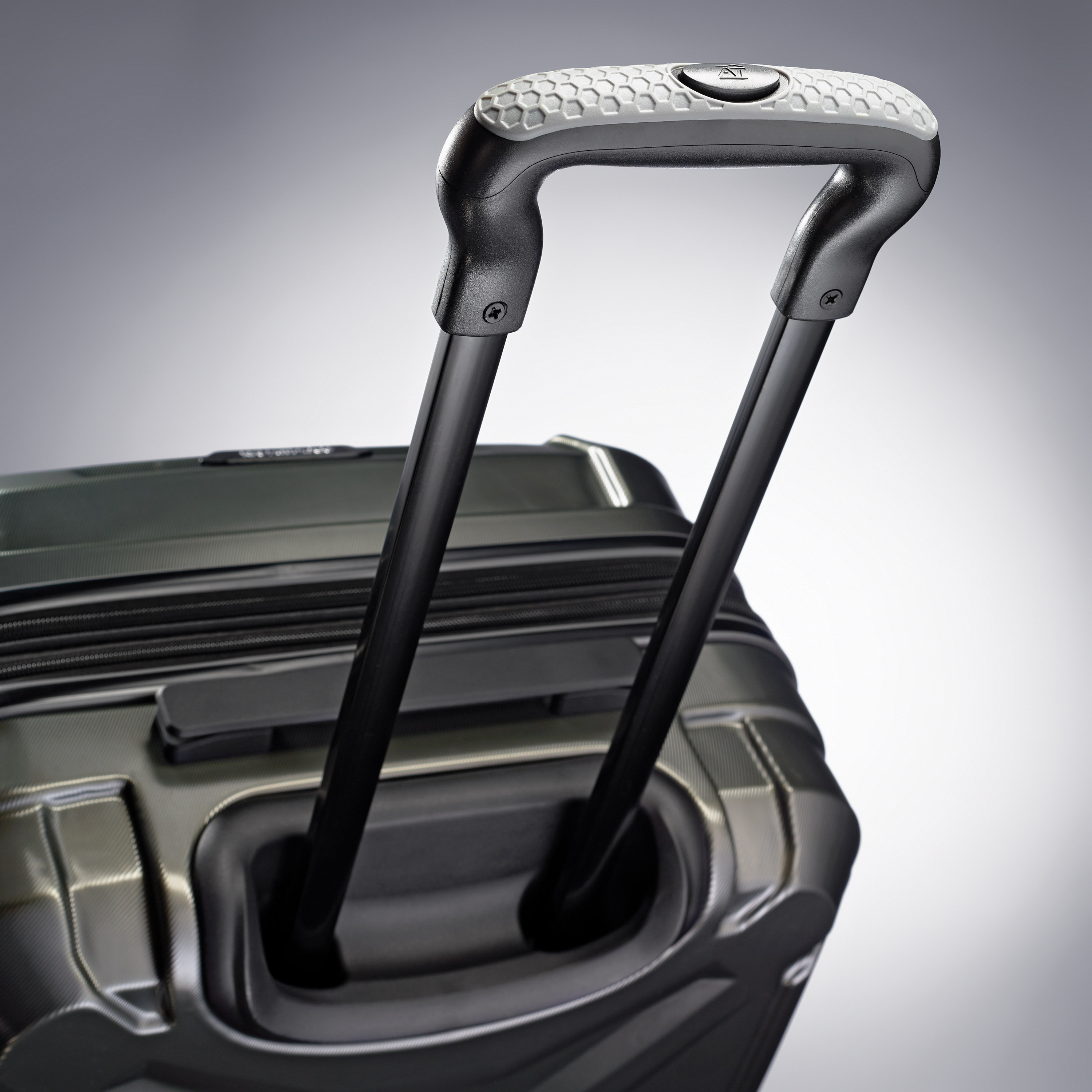 Valise rigide American Tourister Cargo Max grande taille à roulettes
