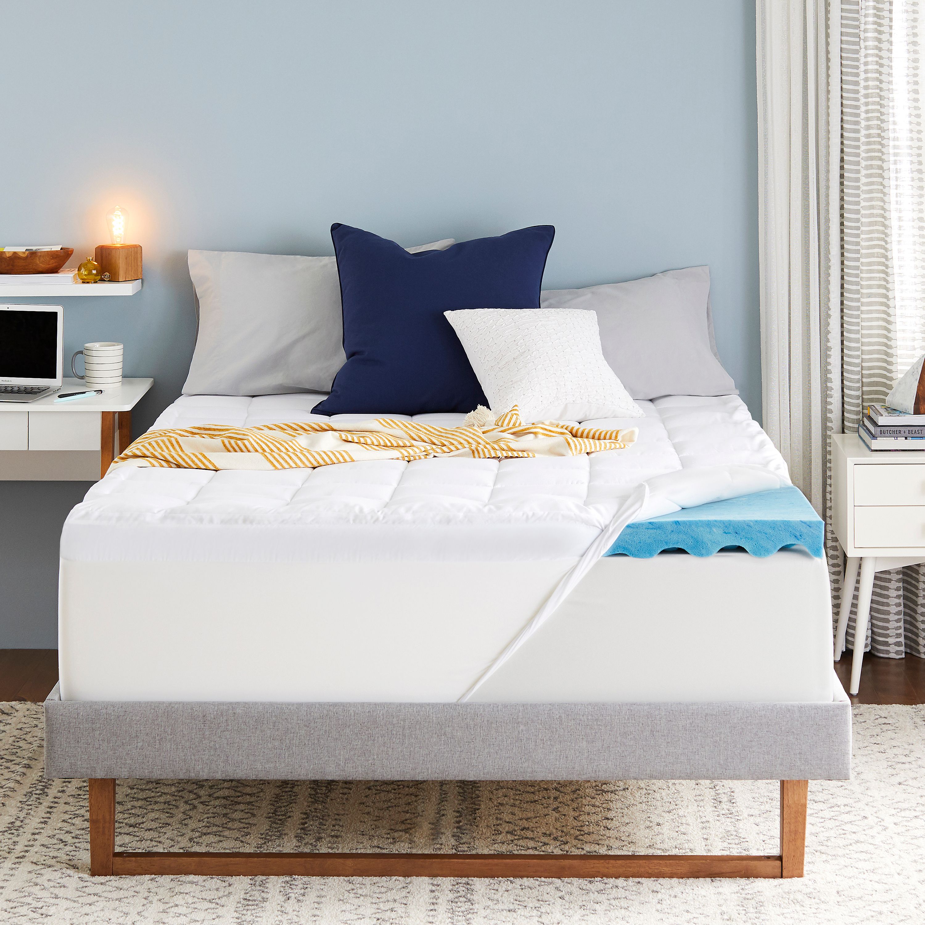 Sleep Innovations Ultra Soft Support Gel Memory Dual Layer Foam Mattress Topper, 4 Inches, Full