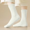 thumbnail image 2 of Chaussettes d'Hiver pour Femmes, en Molleton pour Garder au Chaud et au Froid, 2 of 7