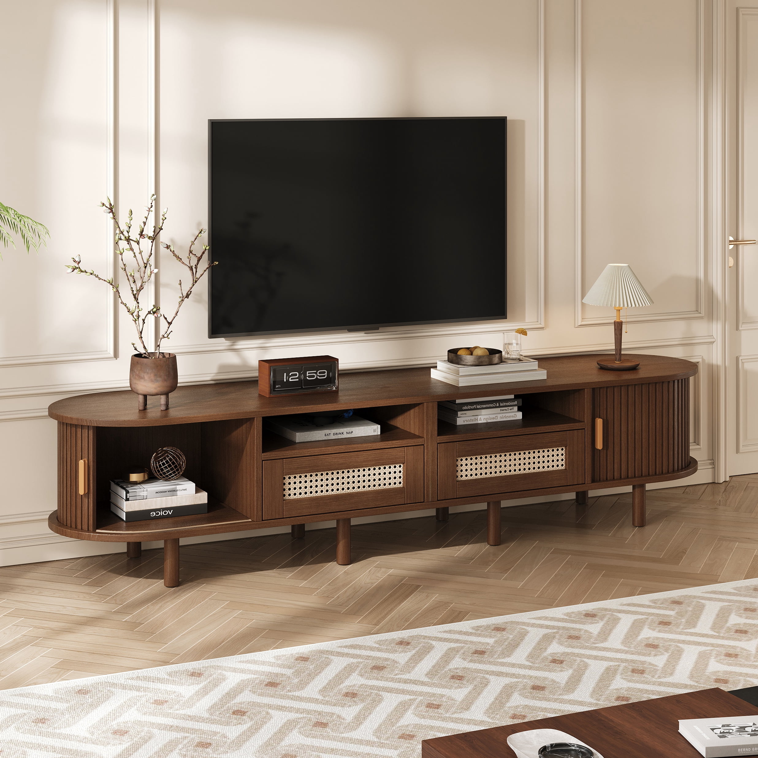 Meuble TV maison Noble 64.9" avec 2 tiroirs en rotin et 2 portes coulissantes, buffet ovale arrondi pour TV 65", noyer