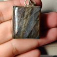 thumbnail image 3 of Pendentif Octogonal en Argent Sterling Naturel Certifié 88 Ct Labrodite, 3 of 5