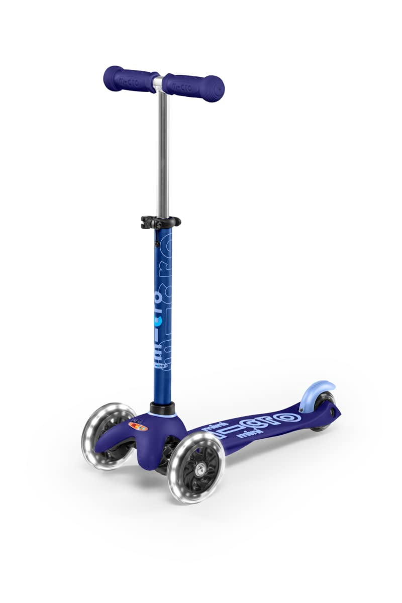 Micro Kickboard - Mini Deluxe LED Trottinette Micro à 3 Roues, à Inclinaison pour Diriger, Conçue en Suisse pour les Enfants d'Âge Préscolaire avec Roues Lumineuses à DEL, 2 à 5 Ans (Bleu)