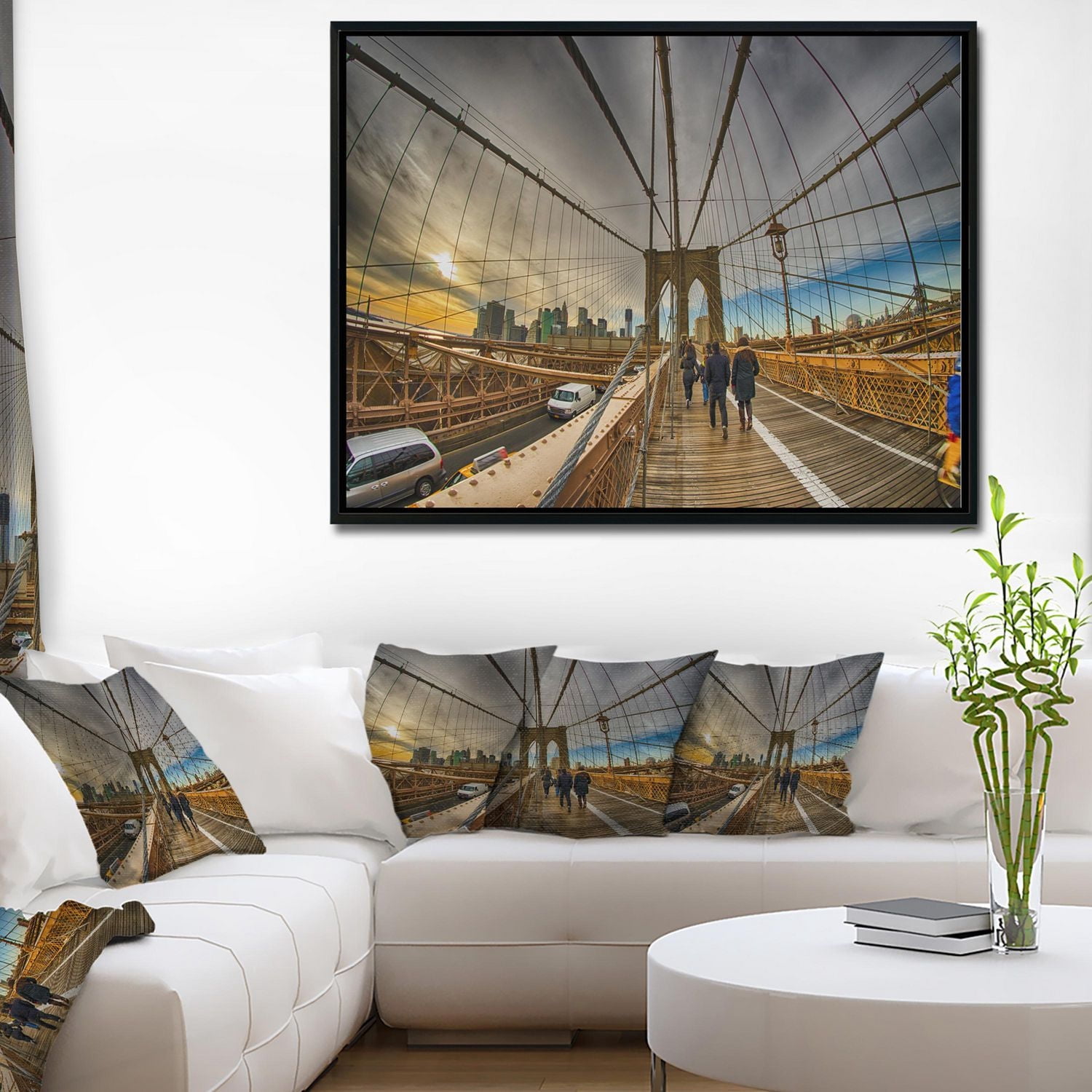 Designart Se promener sur le pont de Brooklyn ART MURAL À CADRE FLOTTÉ