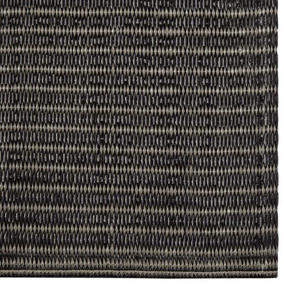 Bouclair Two-Tone Black Outdoor Rug 5x7 60x84 in (152x213 cm)