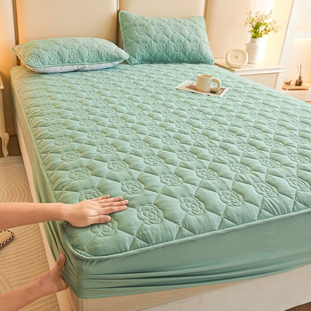UsRHHA Waterproof Mattress Protector Cover 150x200cm, Fitted Bed Sheet with Soft Breathable Fabric for All Season Protection, Washed Fabric Bedding Cover