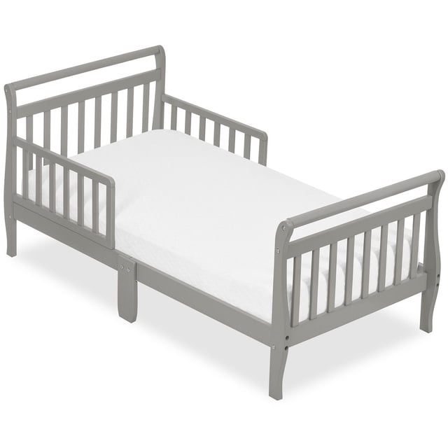 Dream On Me , Lit Traîneau pour Tout-Petit en Bois Massif Gris avec Motif de Traîneau, Cadre Bas au Sol, Deux Barrières de Sécurité Latérales et Matelas Blanc. Offre une Finition Non Toxique et Conforme aux Normes de Sécurité CPSC et ASTM pour Chambres de Tout-Petits.