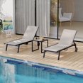 thumbnail image 1 of Ensemble de 3 Pcs de Chaises Longues d'Extérieur avec Dossier Réglable à 5 Positions et Roues, Chaises Longues de Patio/piscine et Table d'Appoint, Ensemble de Meubles d'Extérieur pour Bord de Piscine, Plage, Jardin, Terrasse, Brun, 1 of 7