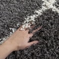 thumbnail image 3 of Safavieh Layla Geometric Plush Shag Area Rug, 3 of 9