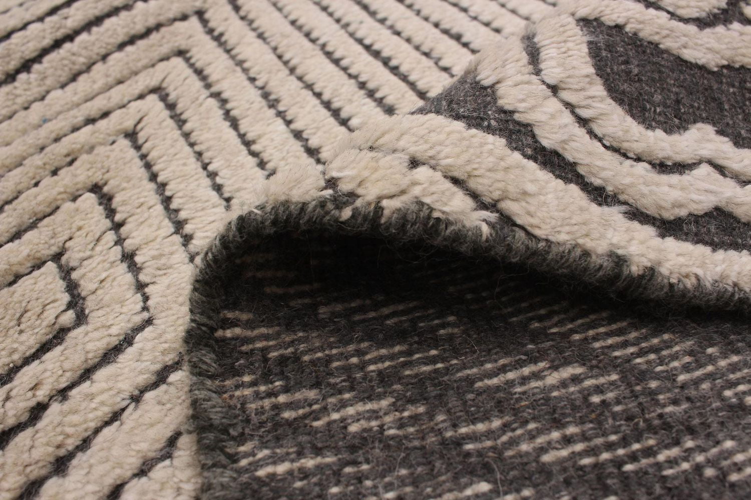 ECARPETGALLERY Tapis Noué à la Main pour Salon, Salle à Manger et Chambre à Coucher Transitionnel Collection La Seda 5'3" x 8'2" en Gris
