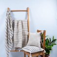 thumbnail image 1 of Jeté à rayures Natural 50"x60" - Gris, 1 of 2