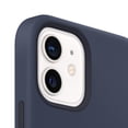 thumbnail image 2 of Apple Coque en Silicone avec MagSafe (pour iPhone 12, 12 Pro), 2 of 4