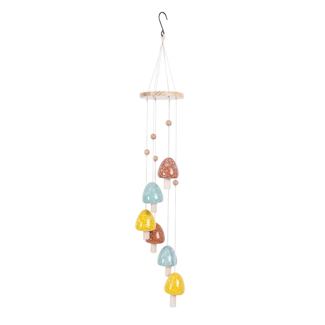 Mainstays Champignons en Céramique Wind Chime Décor Extérieur avec six Carillons en Céramique Multicolores Bleus, Jaunes et Bruns Suspendus à un Anneau en Bois Naturel avec des Perles en Bois sur des Cordons Blancs, Suspendus par un Crochet en S Noir, Mesurant Environ 29,7 Pouces de long, Convenant à la Décoration de Jardin, de Porche Ou de Carreaux de Fenêtre et Produisant des Sons Mélodieux Clairs.