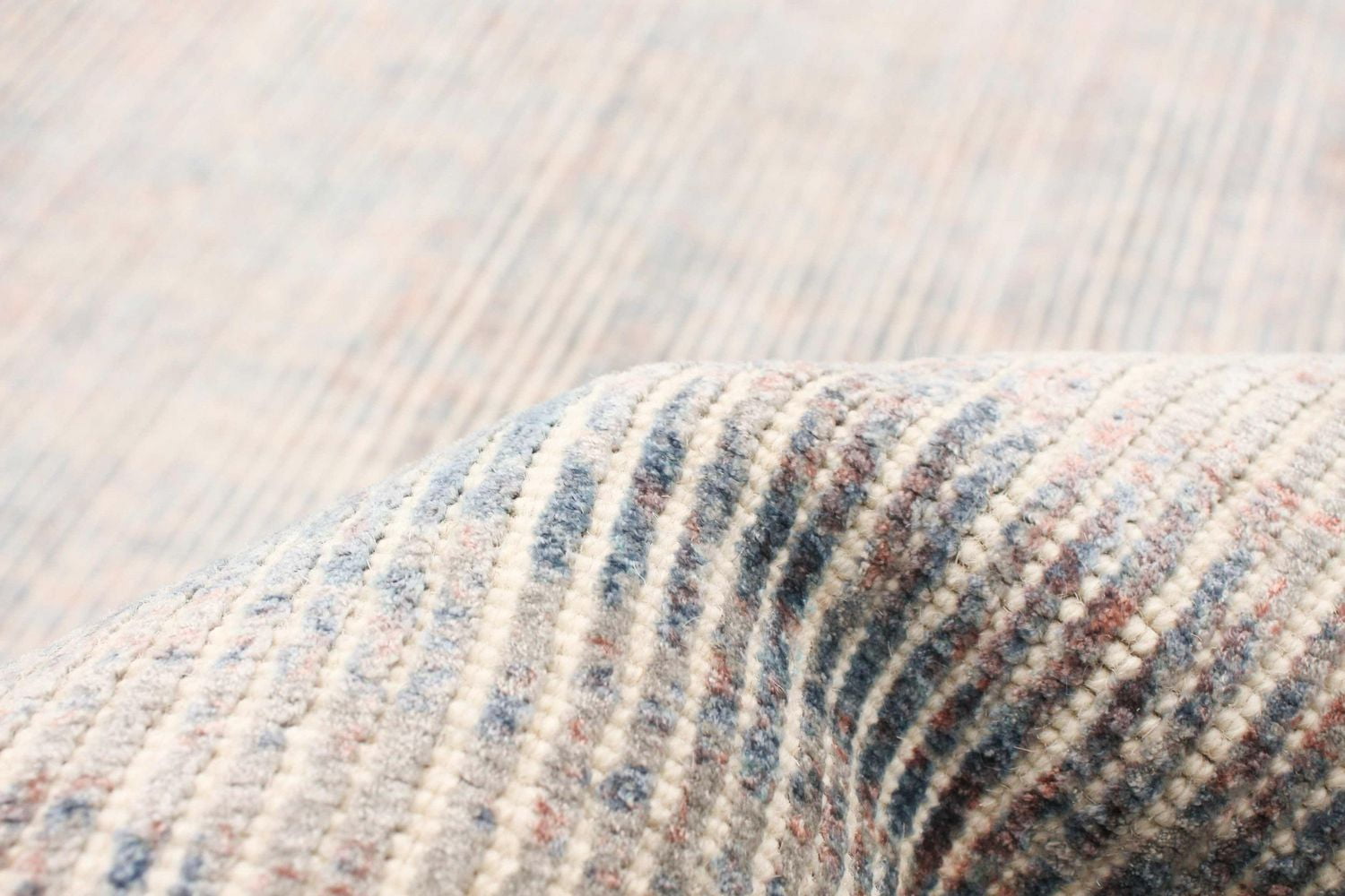 ECARPETGALLERY 5'3" x 7'3"  Contemporary Galleria Hand Loomed Area Rug for Living Room, Dining Room and Bedroom in Grey