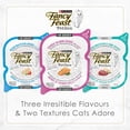 thumbnail image 2 of Fancy Feast Petites Emballage Assorti Délices Fruits De Mer, Nourriture Humide pour Chats 79.4 g x 24, 2 of 9