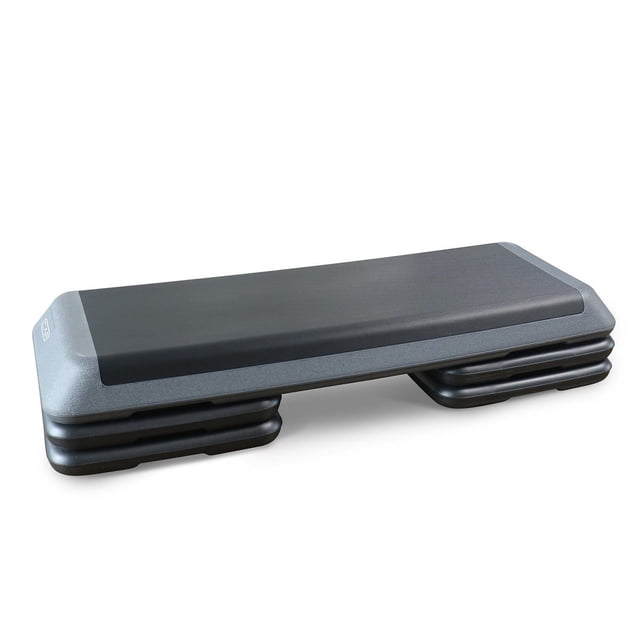 CAP Barre 43 Pieds' Réglable Aérobique Stepper Platform en Gris avec une surface Supérieure Antidérapante Noire et Quatre Rehausseurs Noirs pour un Réglage de la Hauteur à 4, 6 Ou 8 Pouces, Idéal pour les Entraînements cardio Intérieurs Ou Extérieurs et l'Entraînement de coordination.