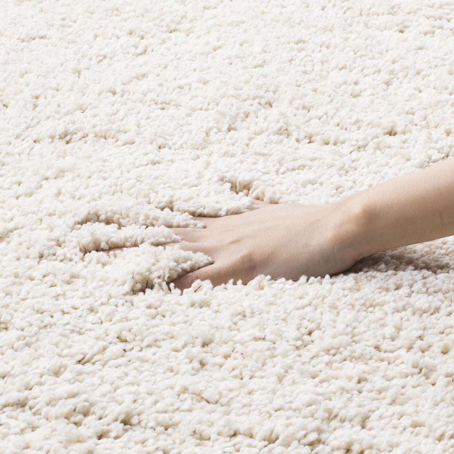 Safavieh Milan Harlow Solid Shag Area Rug