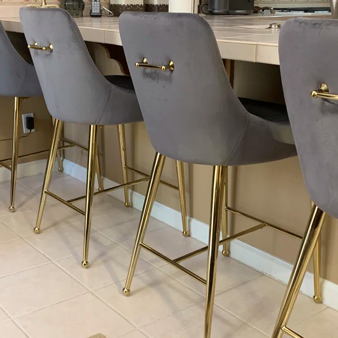 Heavenly Collection Ensemble de 3 Tabourets de Comptoir Modernes en Velours Gris - Tabourets Rembourrés Mid-Century avec Pieds Dorés - Idéal pour Îlots de Cuisine