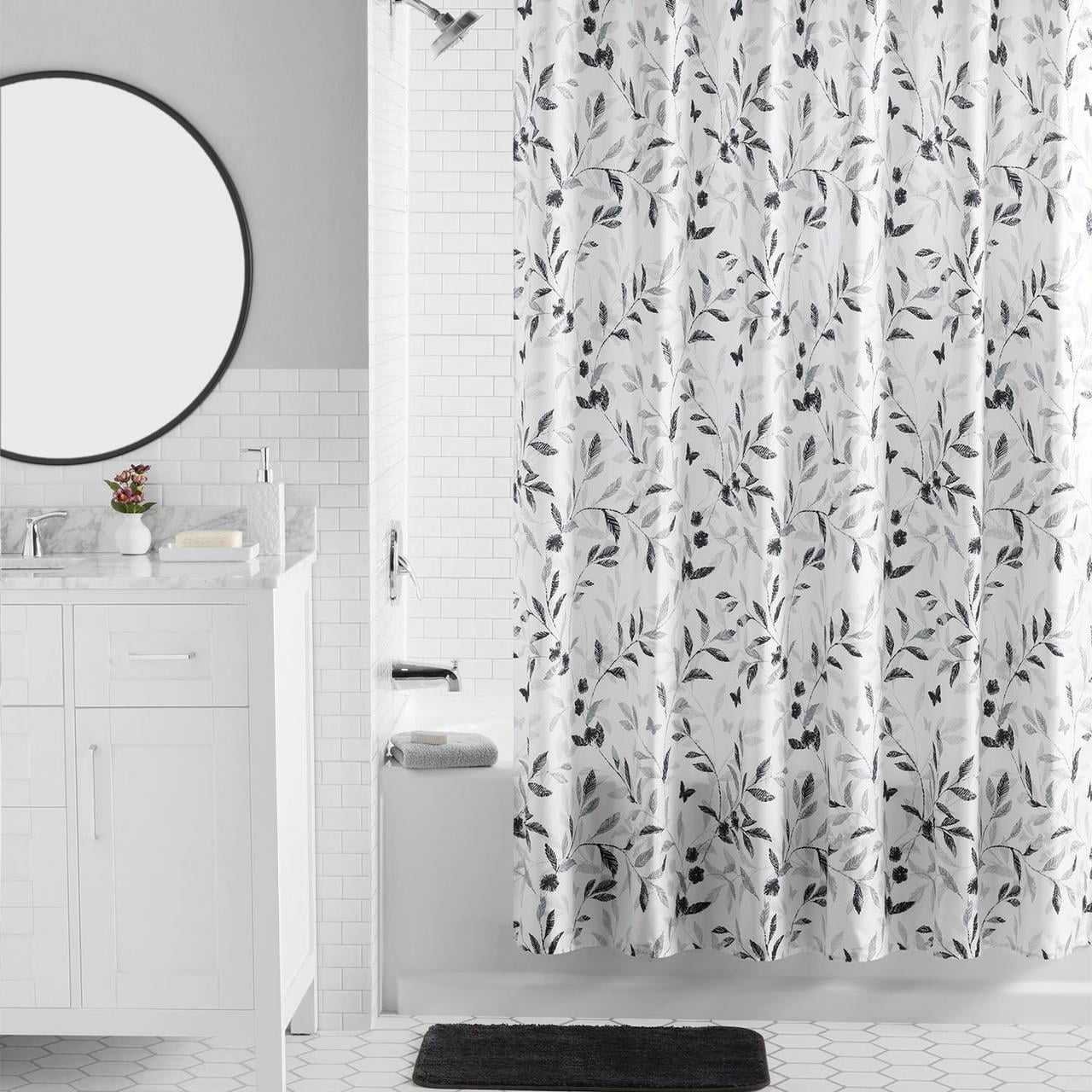 Ensemble de salle de bain Mainstays 16 pièces, rideau de douche en tissu noir à motif botanique à rayures, avec tapis, crochets, distributeur de savon et accessoires