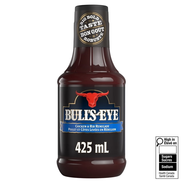 Bull's-Eye Chicken & Rib Renegade BBQ Sauce 425 ml bottle with black label and red bull logo, bilingual English and French text, highlighting bold smoky flavor ideal for marinating chicken and ribs or as a tabletop condiment.