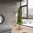 thumbnail image 2 of Vickerman A805172LED Arbre Natural Alpine de 7 Pi x 42 Po avec 921 Pointes et 300 Lumières DEL Multicolores, 2 of 3