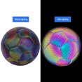 thumbnail image 3 of Ballon de Soccer Réfléchissant Résistant à l'Usure Antidérapant Phosphorescent Entraînement d'Équipe, 3 of 7