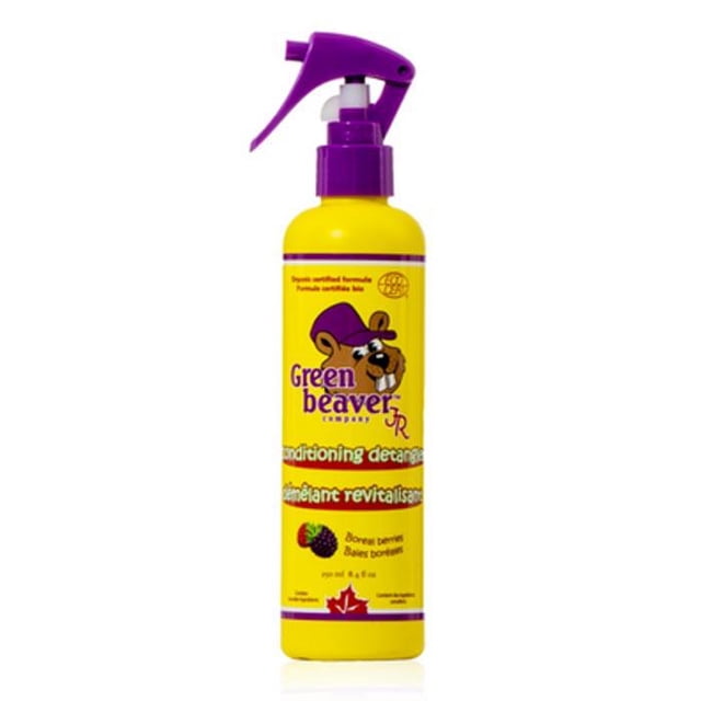 Green Beaver 100% natural Children's Conditioner - Boreal Berries in a yellow 237 ml bottle with a purple spray pump, featuring the Green Beaver cartoon beaver logo. This conditioner moisturizes, gently detangles hair, and has a natural cranberry and raspberry scent. Made in Canada with organic, vegan, and hypoallergenic ingredients.