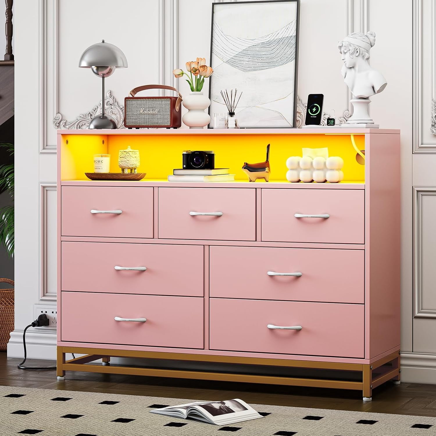 Black Dresser with 7 Drawers for Bedroom, Wooden Long Dresser with Led Lights and Charging Station, Modern Wide Chest of Drawers with Large Capacity Storage for Living Room, Hallway, Pink