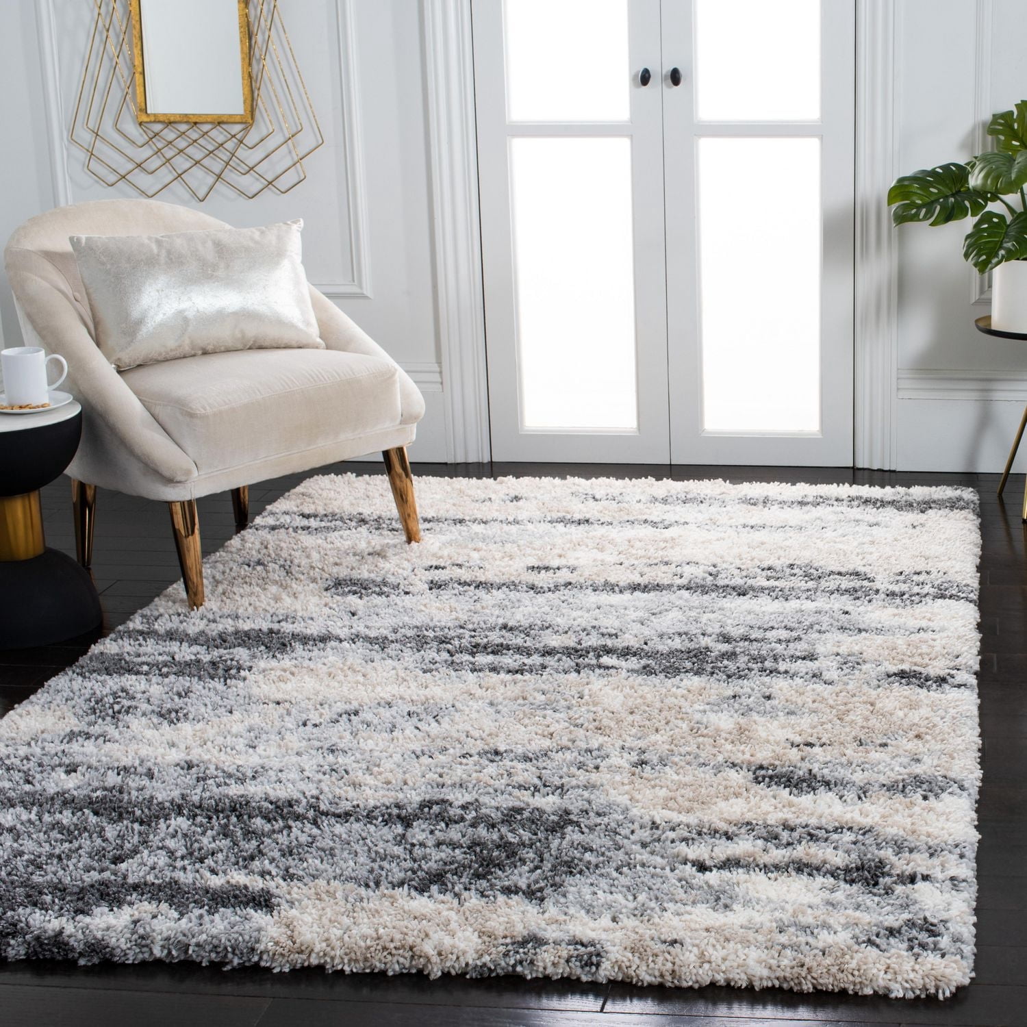Safavieh Fontana Katina Abstract Distressed Plush Shag Area Rug