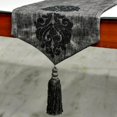 thumbnail image 2 of Le HomeCentric décoratif gris Chemin de Table 16 Pieds' x 108 Pieds' Grudge Foil perlé Damas & pompons tissu en daim, 2 of 3