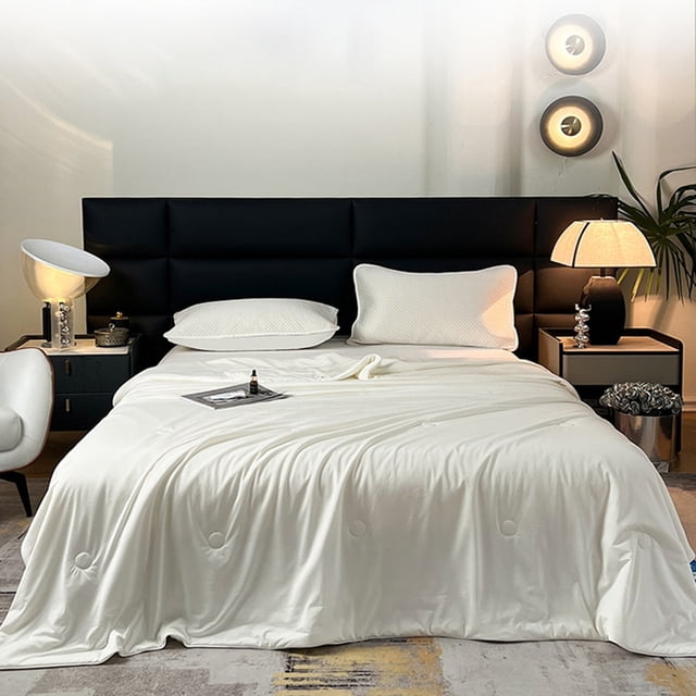 DreamBreezy - Lightweight Cooling Blanket (Queen White)