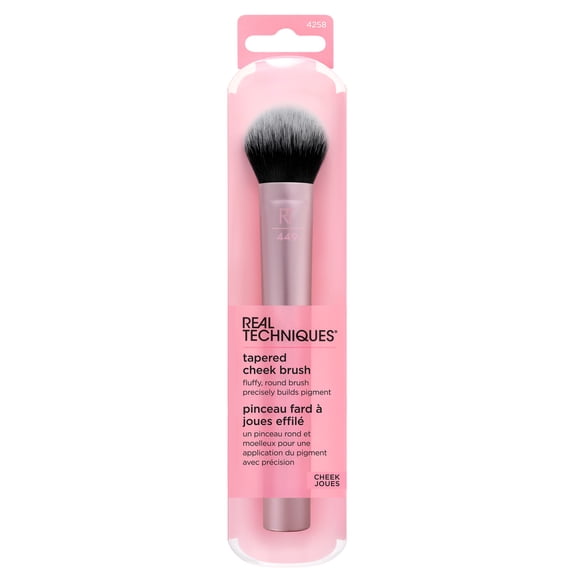 Real Techniques Tapered Cheek Brush