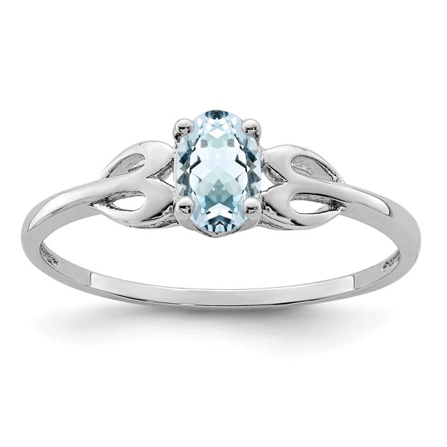 Bague en Argent Sterling 925 Plaquée rhodium en Aigue-Marine Présentant une Pierre Précieuse Ovale Naturelle en Aigue-Marine Sertie à Griffes. la Pierre Mesure 6 x 4 mm, Pèse 0,387 Carat et a une Teinte Bleu Pâle. la Bague a une Bande de 2 mm de Large avec Placage rhodium Ton Argent et un Délicat design Ajouré. Convient comme Cadeau de Pierre de Naissance de Mars, Elle Se Présente en Taille 9 et Comprend une Boîte-Cadeau.