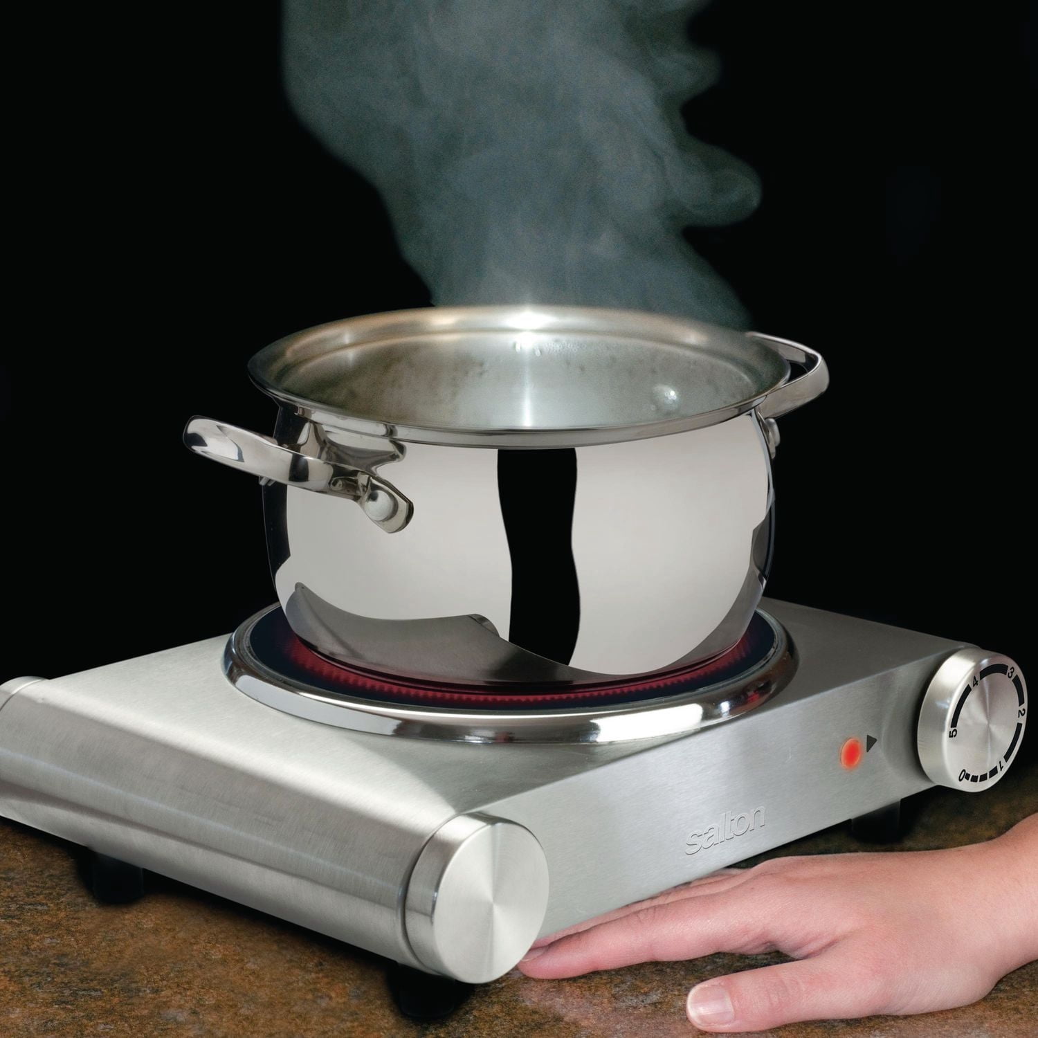 Salton Acier Inoxydable Cuisinière Portable Infrarouge, 1200W, HP1502