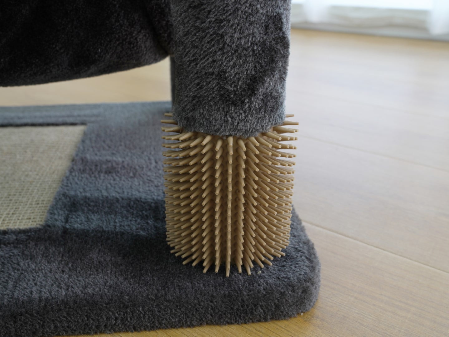 Home4Cat arbre à chat de 74,8 po à 8 niveaux avec deux niches, un hamac douillet, des griffoirs en sisal et deux jouets stimulants