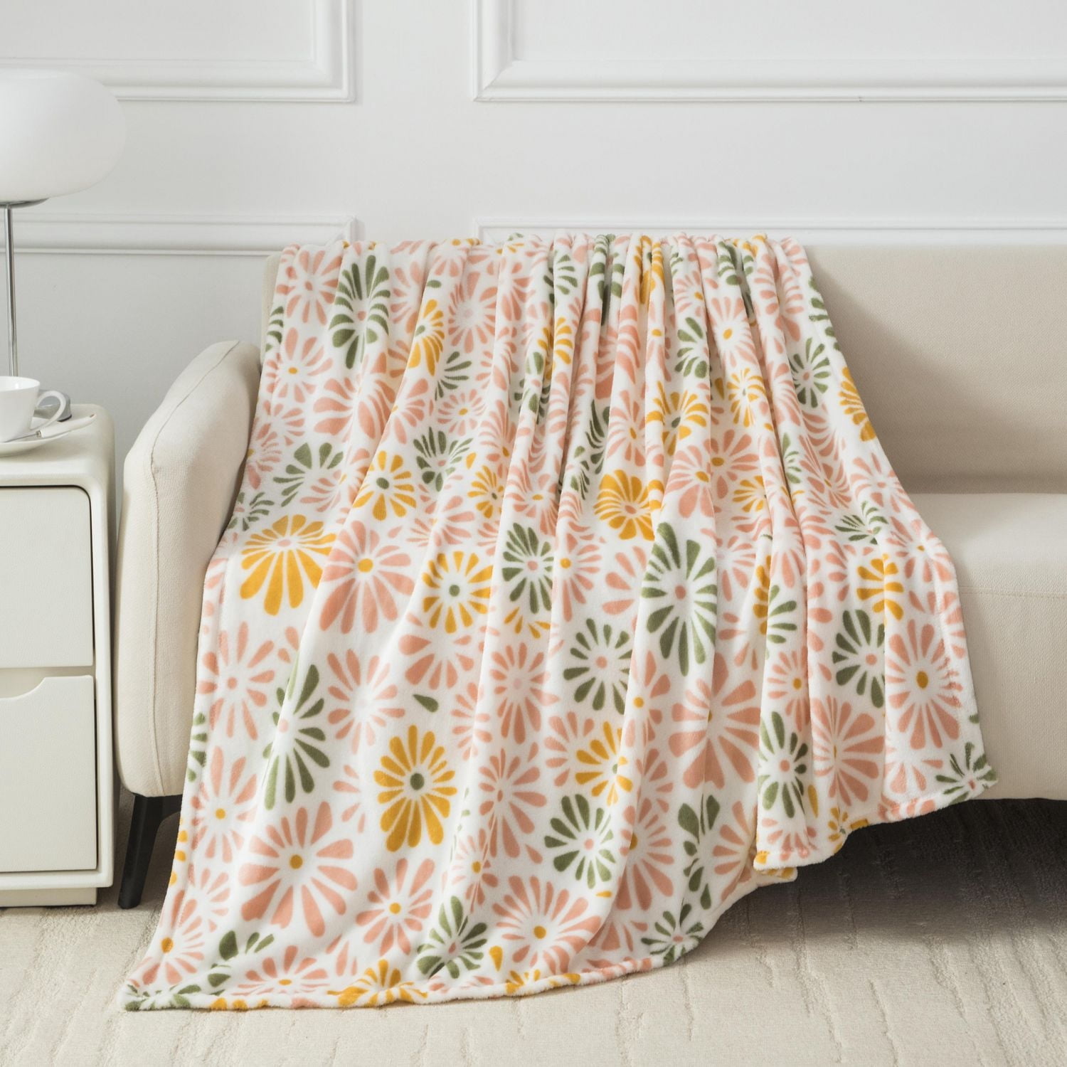 Mainstays Plush Throw Blanket Floral
