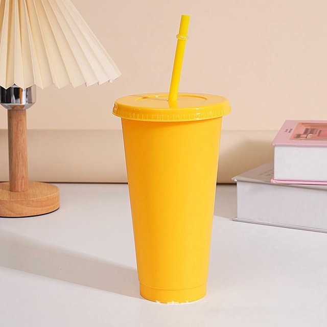 Assorted solid color reusable 710ml 24oz plastic cup cold cup coloured cup takeaway straw cup glasses with straw and lid
