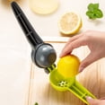 thumbnail image 4 of UsRHHA Manual Lemon Squeezer Press, Small Lime Orange Juicer Clip, Household Citrus Fruit Juicer Tool, 4 of 7