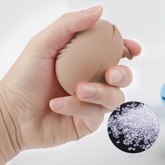 Makeup Sponge Holder Shatterproof Eco-Friendly Silicone Case for Makeup Storage Supplies(Coffee Color)