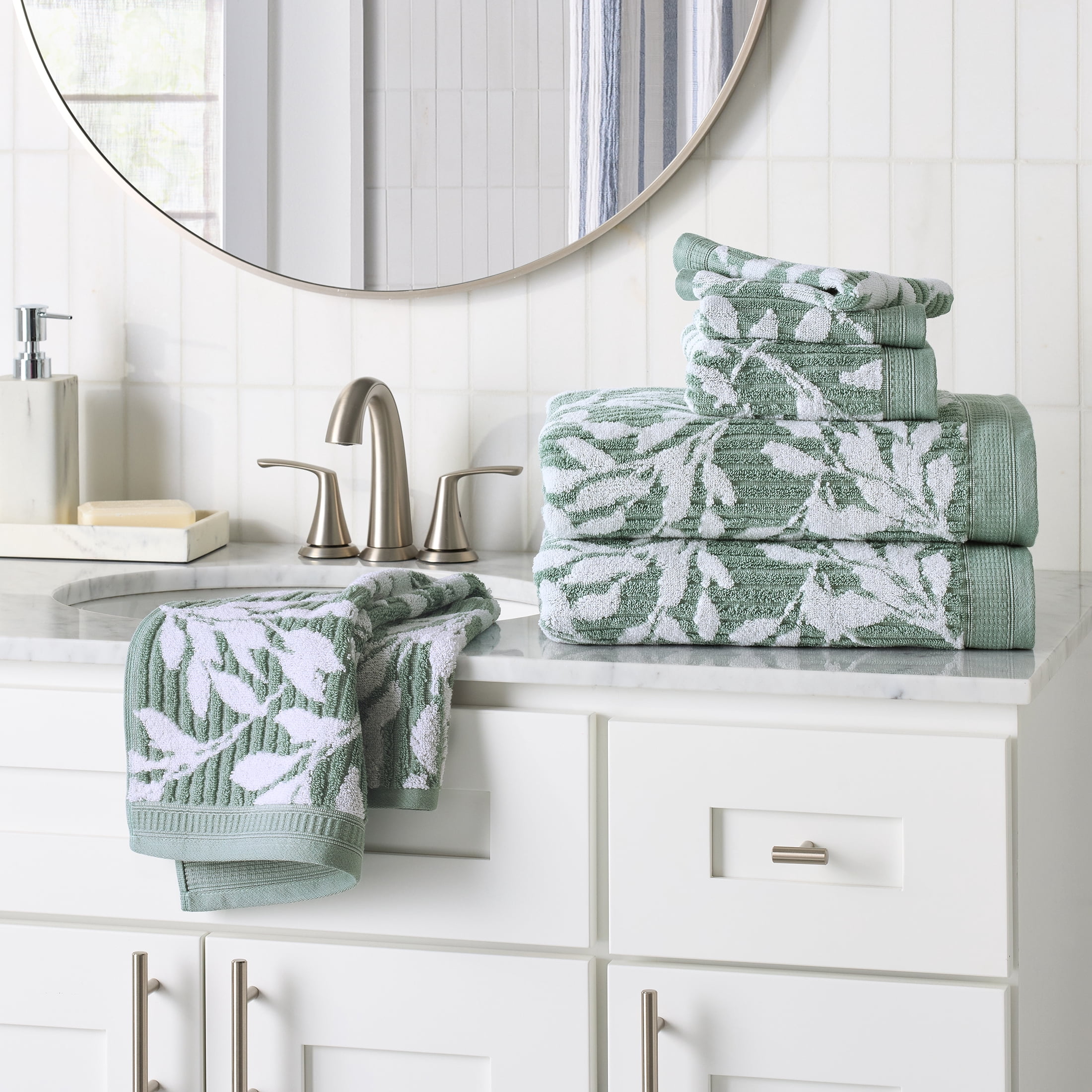 Better Homes & Gardens Signature Soft Floral Fashion Towel Collection