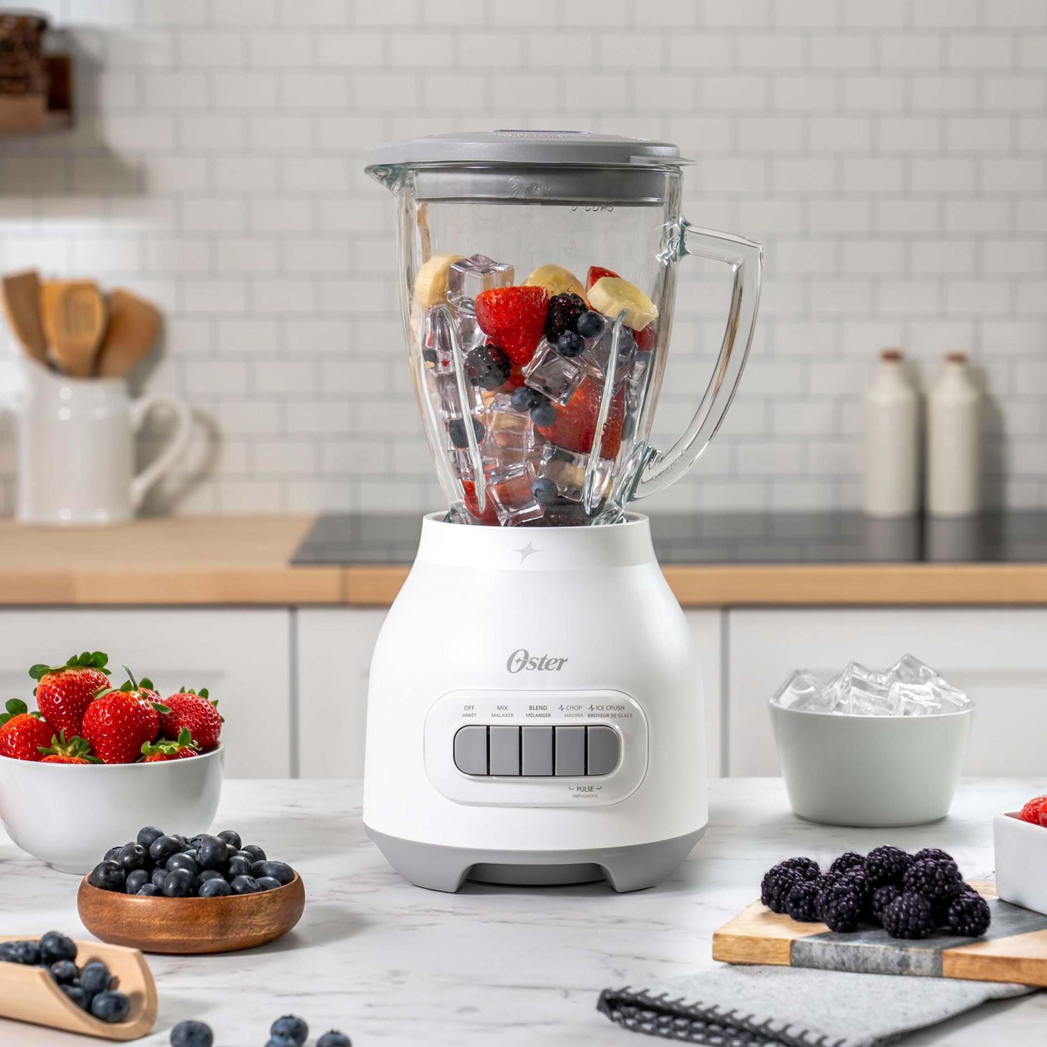 Oster Easy-to-Clean Smoothie Blender with Dishwasher-Safe Glass