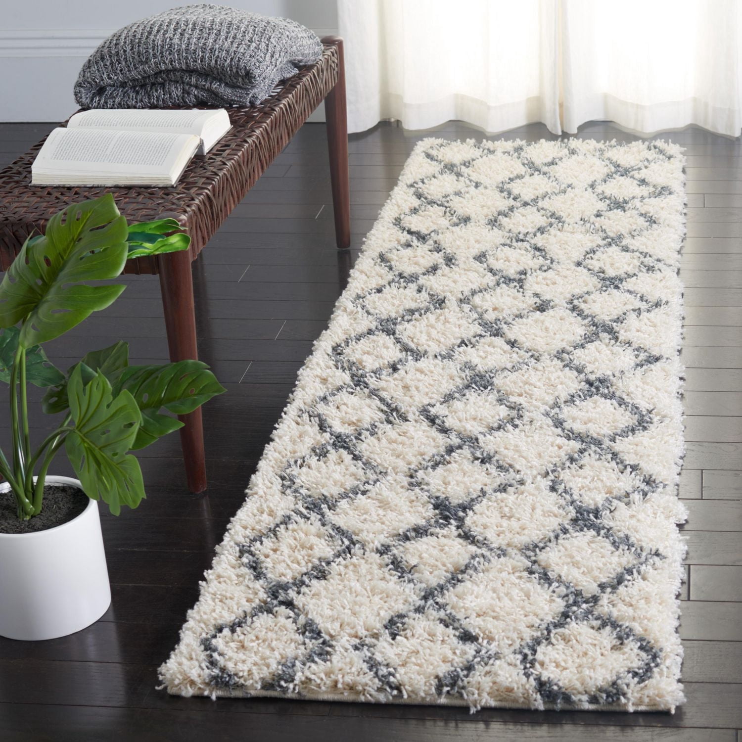 Safavieh Venus Nanda Tapis Géométrique Shag