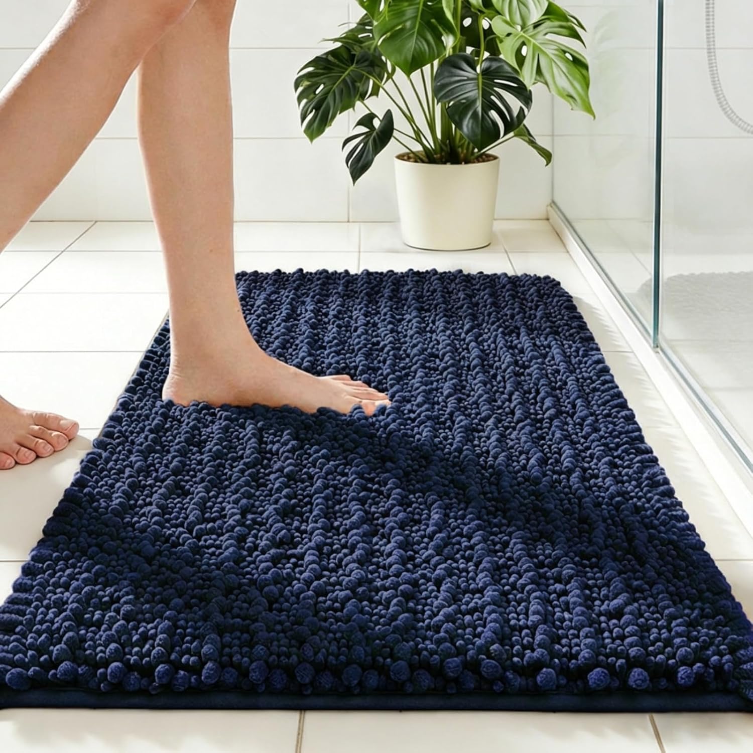 Bathroom Rug 20x32 Non Slip Washable Navy Bath Mat Super Absorbent Soft Bathroom Floor Mat Chenille Bath Rug for Shower Tub