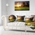 thumbnail image 2 of Designart Ranch clôturé au lever du soleil Art mural sur toile, 2 of 4