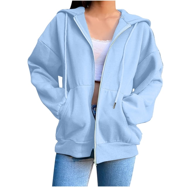 Timegard Vestes pour Femmes à Fermeture Éclair devant, Manches Longues, Chandails à Capuchon Confortables avec Poches, Vêtements d'Automne. un Chandail à Capuchon Bleu Pâle pour Femme avec Fermeture Éclair devant, Manches Longues et Deux Poches avant. Fabriqué en Tissu Doux, Extensible et Léger, Parfait pour Superposer au Printemps, à l'Automne Ou en Hiver. au Style Décontracté à devant Ouvert, Idéal à Agencer avec des jeans, des leggings Ou des Chemisiers pour des Vêtements d'Automne Douillets.