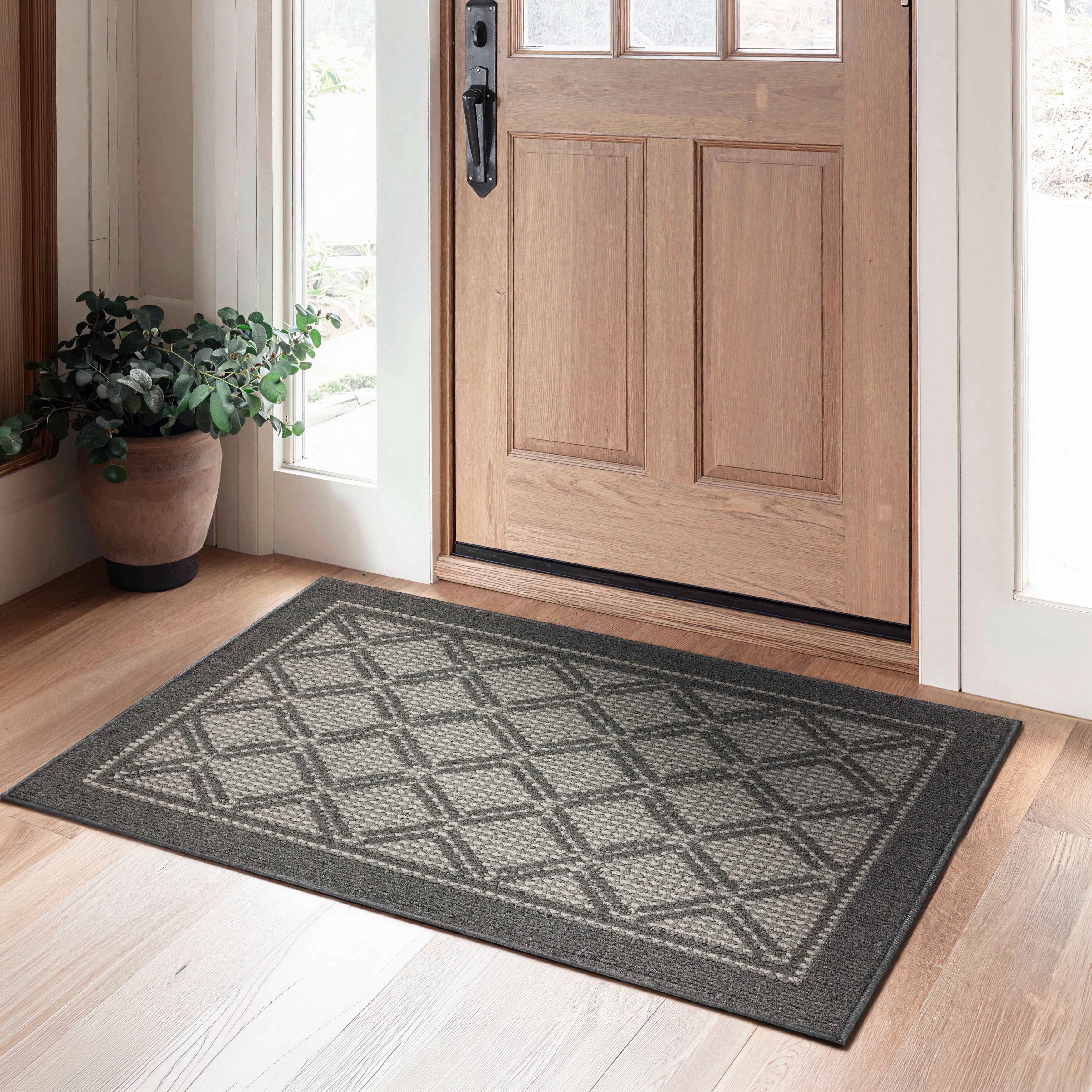 SHEFFIELD Mainstays Contemporary Geometric Pattern Tufted Grey, Machine Washable Accent Scatter Mat 31x45, Ideal for Hallway, Bedroom, Kitchen, and Laundry Room